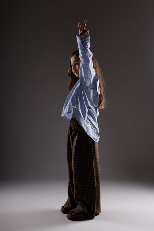 צילומים מקצועיים לילדות בסטודיו 