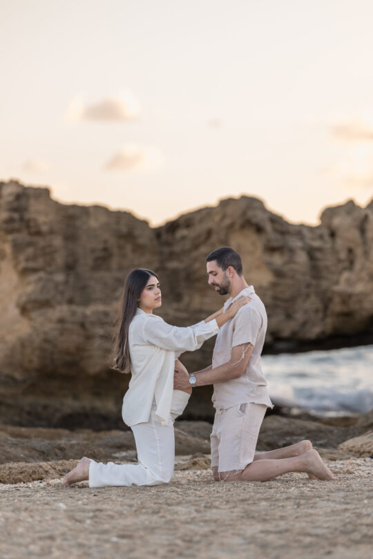 צילומי הריון עם הבן זוג והילדים