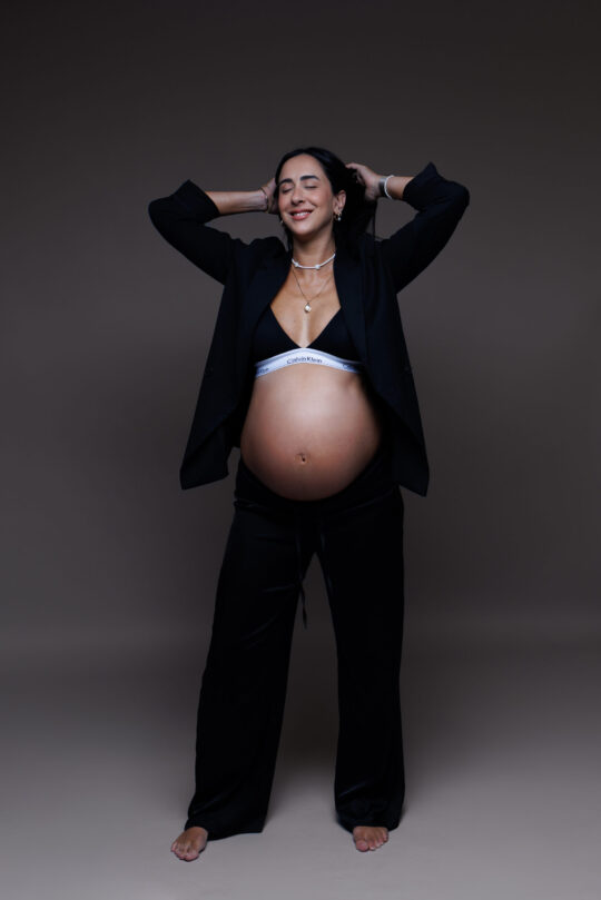 צילום הריון ראשון אותנטי